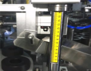 Ultraskaņas blīvēšanas kosmētikas cauruļu iepildīšanas mašīna